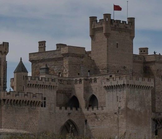 Aproximación a la castellología de la Edad Media: el Reino de Navarra y el contexto europeo.